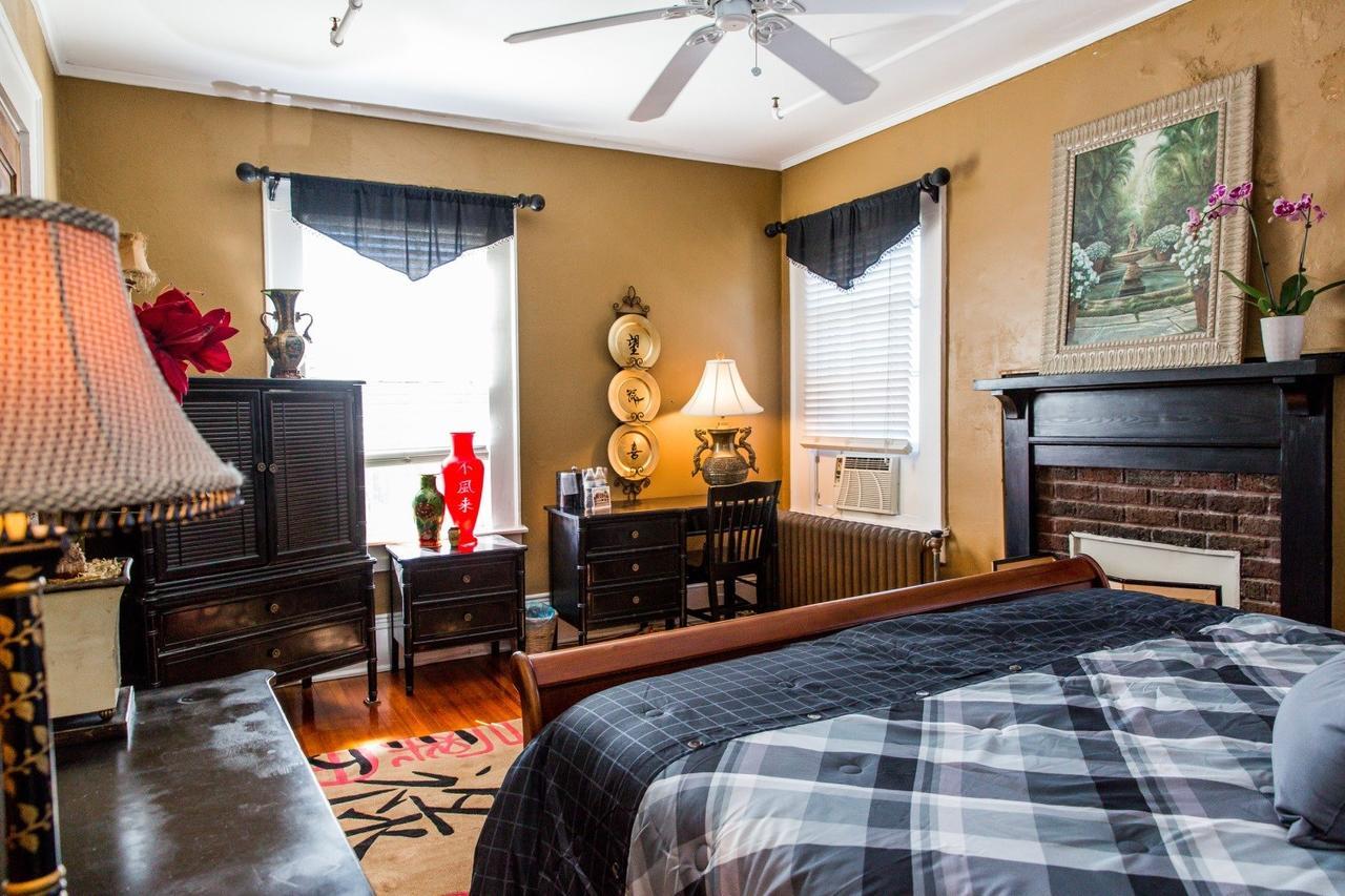 헨더슨빌 The Henderson B&B 외부 사진