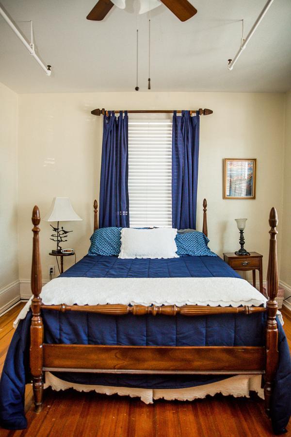 헨더슨빌 The Henderson B&B 외부 사진